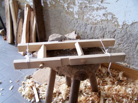 CARRIOLA , assemblaggio telaio
